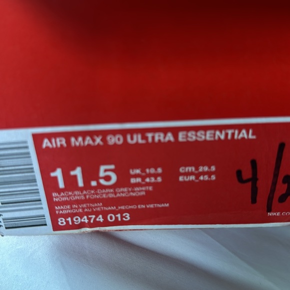 Nike Air Max90 Ultra Essential - Picture 8 of 9